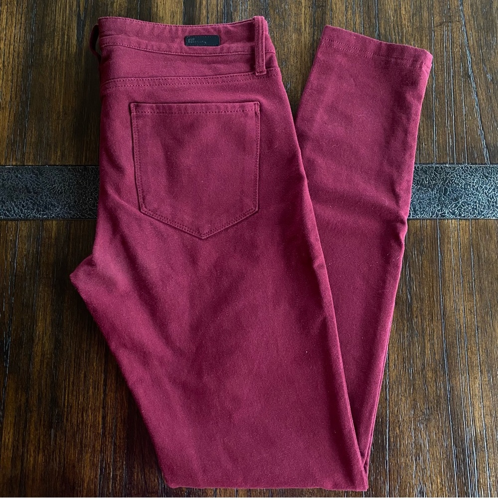 Kut from the Kloth Jennifer Ultra Skinny pants
